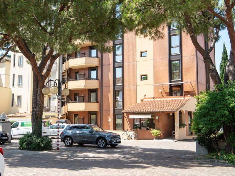 Hotel Grifone Firenze - Meetings & Spa エクステリア 写真